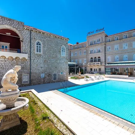 Lapad Hotel