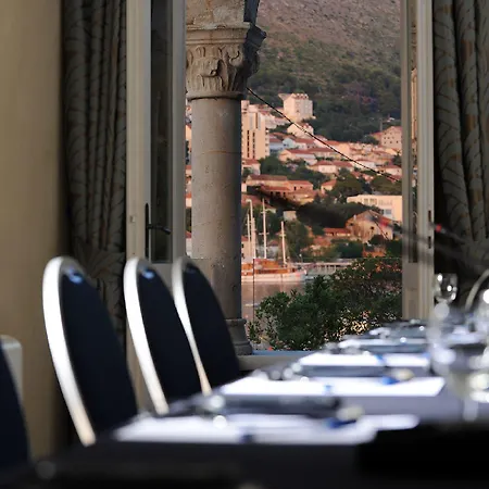 Lapad Hotel 4*