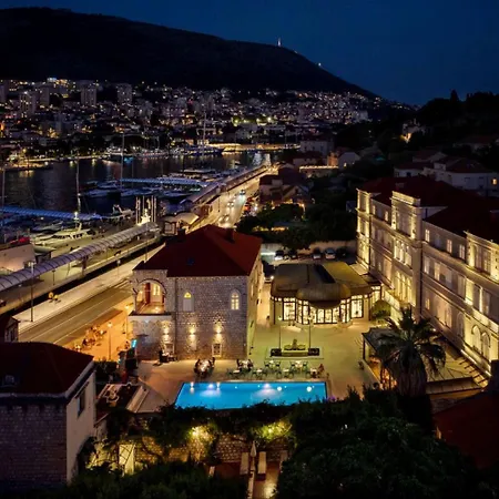 Lapad Hotel 4*