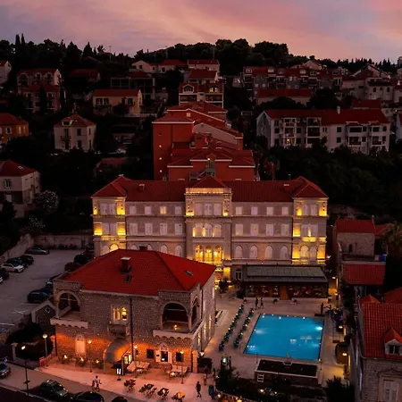 Hotel Lapad 4*